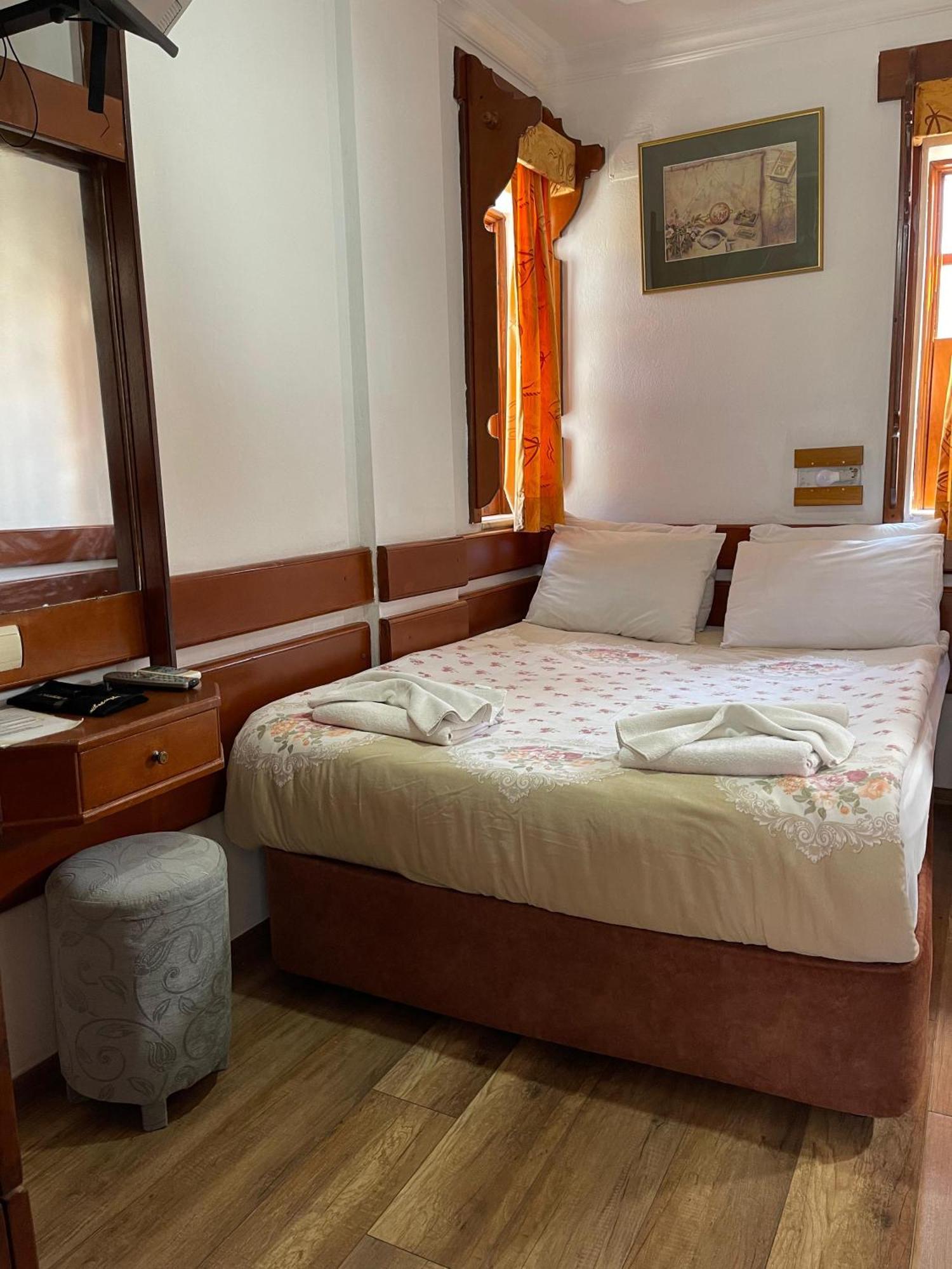 Hotel Karyatit Kaleici Antalya Zewnętrze zdjęcie