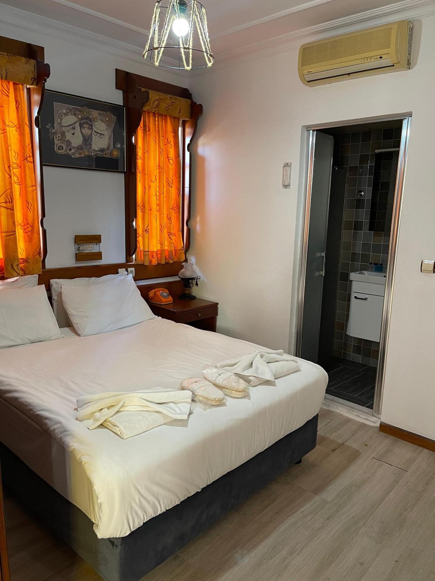 Hotel Karyatit Kaleici Antalya Zewnętrze zdjęcie