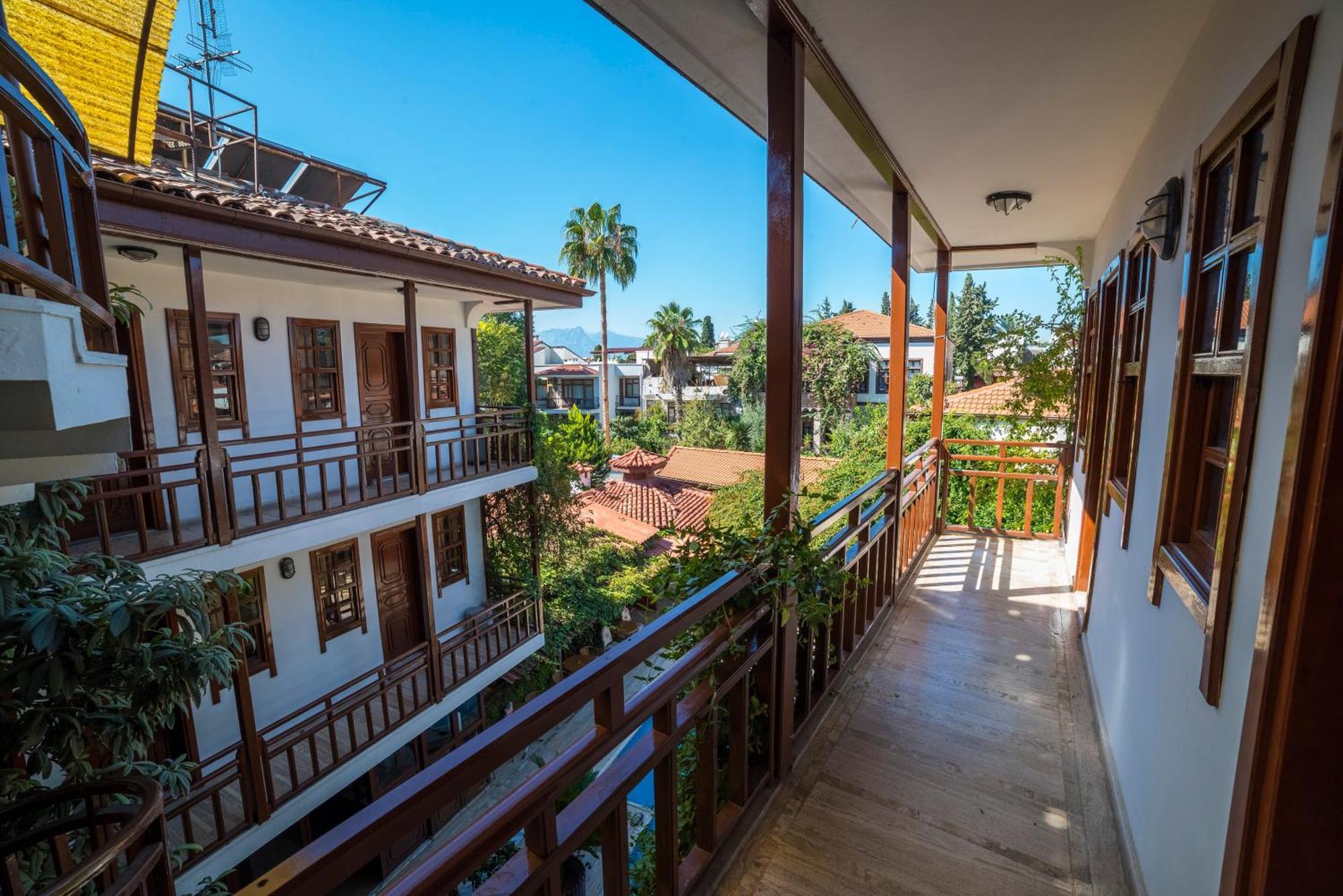 Hotel Karyatit Kaleici Antalya Zewnętrze zdjęcie