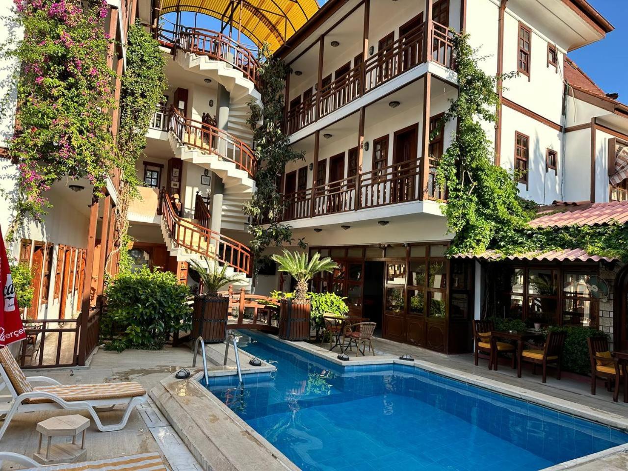 Hotel Karyatit Kaleici Antalya Zewnętrze zdjęcie