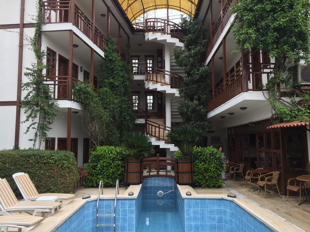 Hotel Karyatit Kaleici Antalya Zewnętrze zdjęcie