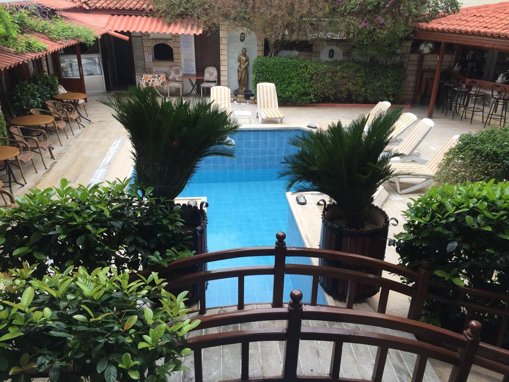 Hotel Karyatit Kaleici Antalya Zewnętrze zdjęcie