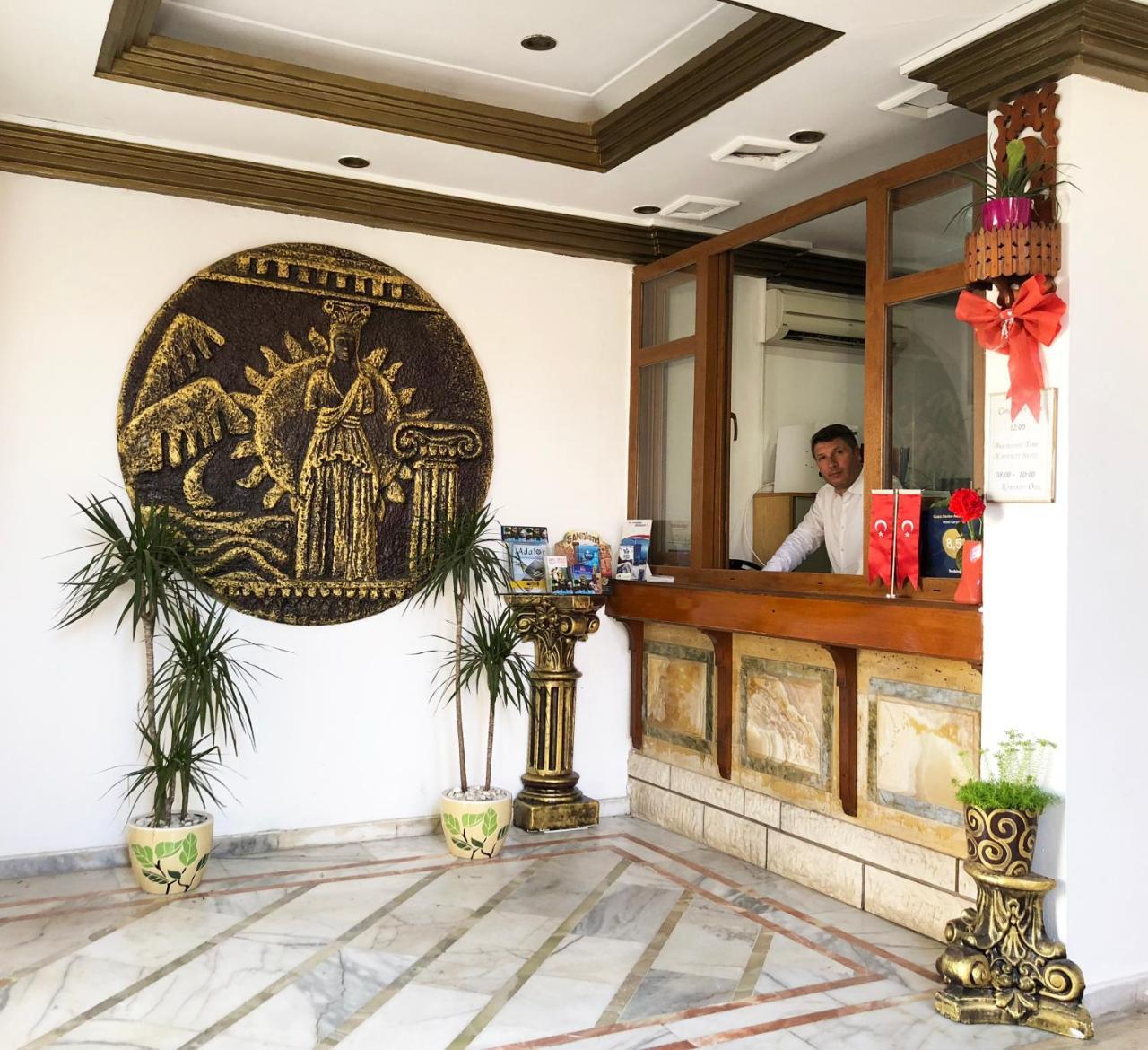 Hotel Karyatit Kaleici Antalya Zewnętrze zdjęcie